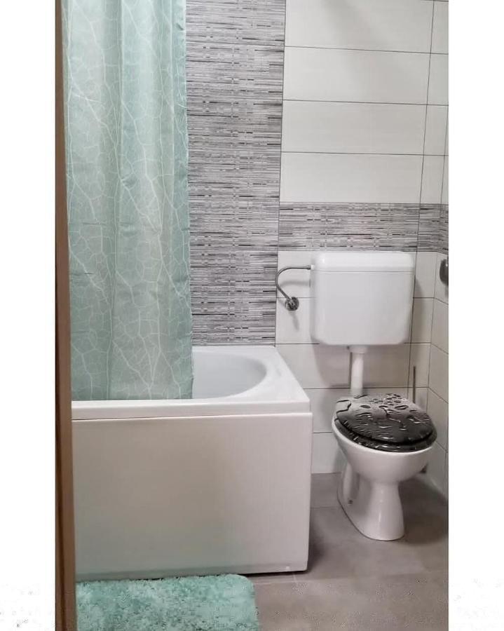 Apartman Sunset トレビニエ エクステリア 写真